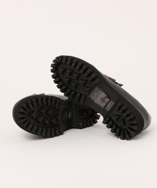 EVOL（イーボル）の「【晴雨兼用(一部カラー除く)・インヒール入り】トラックソールバックルローファー IZ5804（レインシューズ・レディース・ブラウン/ブラック/ブラック系その他・22.5cm/23.0cm/23.5cm/24.0cm/22.0cm/24.5cm/25.0cm）」の5枚目の写真