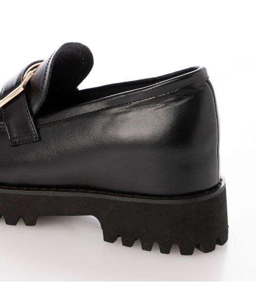 EVOL（イーボル）の「【晴雨兼用(一部カラー除く)・インヒール入り】トラックソールバックルローファー IZ5804（レインシューズ・レディース・ブラウン/ブラック/ブラック系その他・22.5cm/23.0cm/23.5cm/24.0cm/22.0cm/24.5cm/25.0cm）」の12枚目の写真