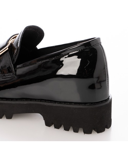 EVOL（イーボル）の「【晴雨兼用(一部カラー除く)・インヒール入り】トラックソールバックルローファー IZ5804（レインシューズ・レディース・ブラウン/ブラック/ブラック系その他・22.5cm/23.0cm/23.5cm/24.0cm/22.0cm/24.5cm/25.0cm）」の17枚目の写真