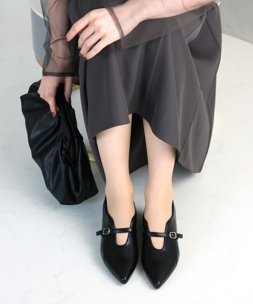 VIVIAN（ヴィヴィアン）の「履きごこちやみつき感激 ポインテッドトゥスリットストラップ4cmヒールパンプス（パンプス・レディース・ブラック/ナチュラル・23/24/25/26/22/25.5/22.5/24.5/23.5/21.5）」の21枚目の写真