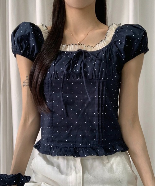 leune(ルネ)の「シュシュsetフロントリボンパフスリーブドットブラウス(シャツ/ブラウス・レディース・アイボリー/レッド/ネイビー・FREE)」の11枚目の写真
