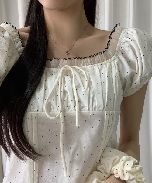 leune(ルネ)の「シュシュsetフロントリボンパフスリーブドットブラウス(シャツ/ブラウス・レディース・アイボリー/レッド/ネイビー・FREE)」の15枚目の写真