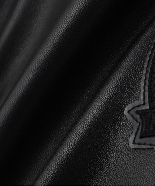 AVIREX（アヴィレックス）の「《WEB&DEPOT限定》LIGHT SIGNATURE VARSITY JACKET / ライト シグネチャー バーシティ ジャケット / AVIREX / アヴィレックス（スタジャン・メンズ・ブラウン/ブラック・MEDIUM/LARGE/X-LARGE/XX-LARGE）」の6枚目の写真