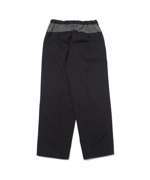 F/CE. （エフシーイー）の「F/CE. AEROFLEX PIPING PANTS / エフシーイー  エアロフレックス パイピングパンツ（その他パンツ・メンズ・ブラック/グレー・SMALL/MEDIUM/LARGE/X-LARGE）」の3枚目の写真