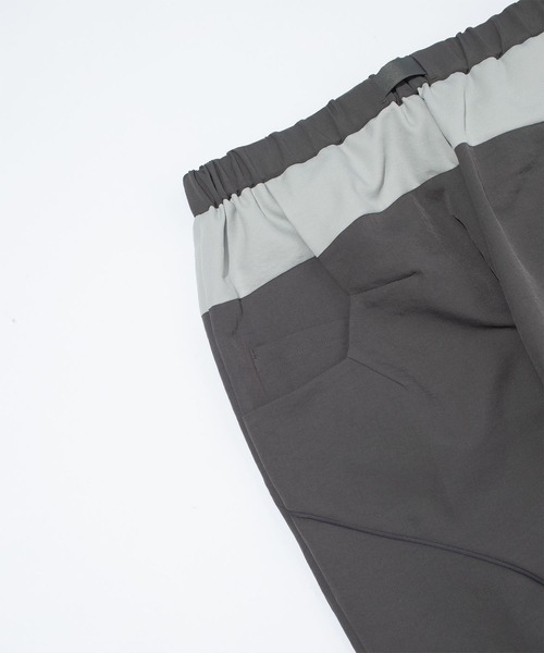 F/CE. （エフシーイー）の「F/CE. AEROFLEX PIPING PANTS / エフシーイー  エアロフレックス パイピングパンツ（その他パンツ・メンズ・ブラック/グレー・SMALL/MEDIUM/LARGE/X-LARGE）」の13枚目の写真