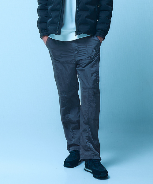 5351 POUR LES HOMMES(ゴーサンゴーイチプールオム)の「【セットアップ対応 / 軽量】3WAY パラシュート ジップパンツ(その他パンツ・メンズ・ブラック/グレー・44/46/48/50)」の1枚目の写真