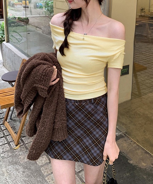 NANEA(ナネア)の「2WAYドレープTシャツ(Tシャツ/カットソー・レディース・ブラック/ホワイト/ピンク/ブラウン/イエロー・SMALL/MEDIUM/LARGE)」の20枚目の写真