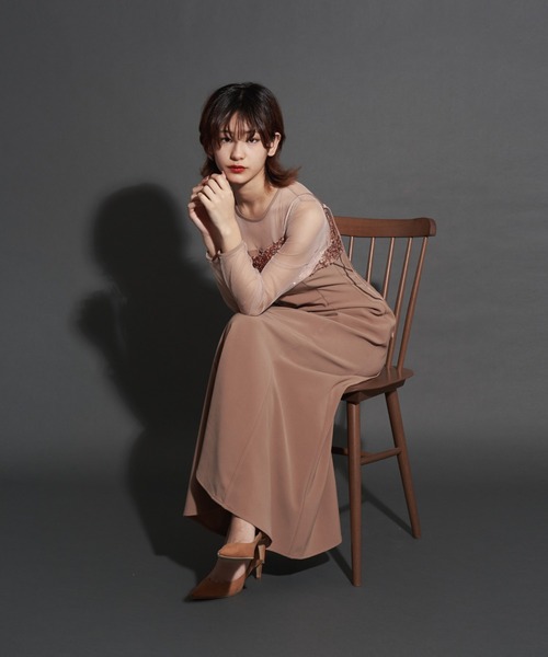 My shawty(マイシャウティー)の「2way glitter bustier dress(ドレス・レディース・ブラック/チャコールグレー/ベージュ・SMALL/MEDIUM/LARGE)」の16枚目の写真
