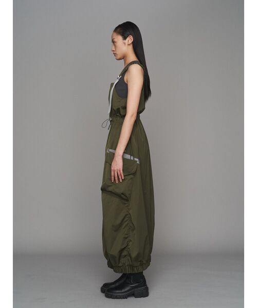 UN3D.(アンスリード)の「COCOON JUMPER DRESS / コクーンジャンパードレス(ワンピース・レディース・カーキ/グレー/ブラック・38/36)」の11枚目の写真
