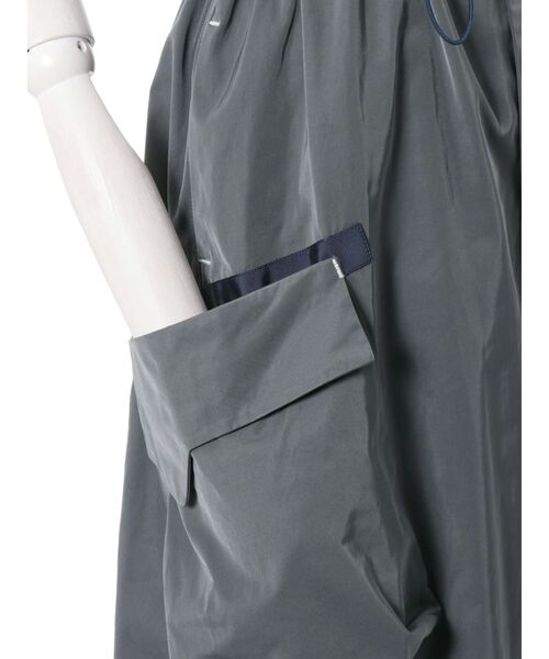 UN3D.(アンスリード)の「COCOON JUMPER DRESS / コクーンジャンパードレス(ワンピース・レディース・カーキ/グレー/ブラック・38/36)」の20枚目の写真