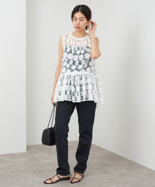 ☆新品同様☆29700円☆エムプルミエブラック☆フラワーレースペプラムブラウス☆ セール】フラワーレース ペプラムブラウス（シャツ/ブラウス）｜IENA