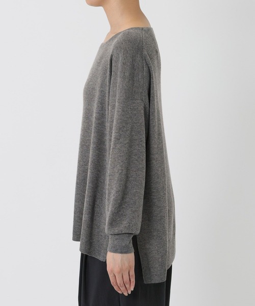 BABYLONE（バビロン）の「ボートネックポンチョニット（ニット/セーター・レディース・ダークブラウン/ベージュ/ブラック/チャコール/ホワイト・フリー）」の17枚目の写真