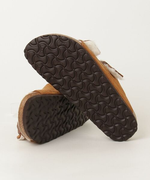 BIRKENSTOCK(ビルケンシュトック)の「【公式】ビルケンシュトック Arizona Shearling/アリゾナ シアリング スエードレザー(サンダル・メンズ・ライトブラウン・22.5cm【ナロー幅】/25cm【ナロー幅】/24.5cm【ナロー幅】)」の10枚目の写真