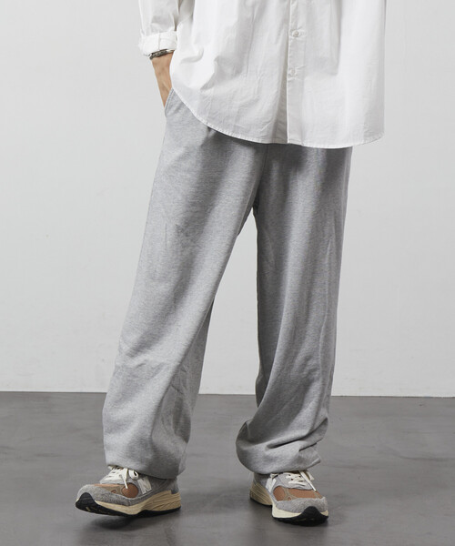 Firsthand（ファーストハンド）の「Firsthand/ファーストハンド 配色 スピンドル ワイドシルエット スウェットパンツ / 裾ドローコード / ダブルフェイス（スウェットパンツ・メンズ・グレー/チャコールグレー/ブラック・M/L）」の5枚目の写真