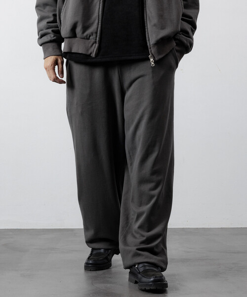 Firsthand（ファーストハンド）の「Firsthand/ファーストハンド 配色 スピンドル ワイドシルエット スウェットパンツ / 裾ドローコード / ダブルフェイス（スウェットパンツ・メンズ・グレー/チャコールグレー/ブラック・M/L）」の10枚目の写真
