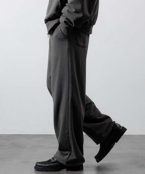 Firsthand（ファーストハンド）の「Firsthand/ファーストハンド 配色 スピンドル ワイドシルエット スウェットパンツ / 裾ドローコード / ダブルフェイス（スウェットパンツ・メンズ・グレー/チャコールグレー/ブラック・M/L）」の13枚目の写真