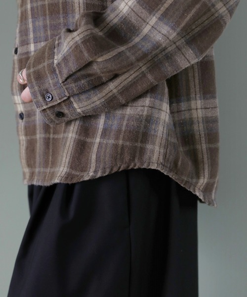 ROCHEM（ローシェン）の「ヴィンテージ加工アソートオンブレチェックシャツ（シャツ/ブラウス・メンズ・ブルー/ブラック/ワイン/ブラック系/ネイビー/ブルー系/ブラウン・XS/S/M/L）」の11枚目の写真
