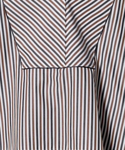 UNITED ARROWS（ユナイテッドアローズ）の「オックス コンビ シャツ ブラウス ‐ウォッシャブル‐（シャツ/ブラウス・レディース・ホワイト/ライトブルー/その他2・FREE）」の19枚目の写真