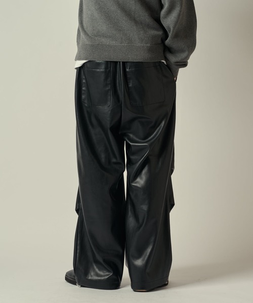 Lui's（ルイス）の「シンセテックレザーパラシュートパンツ（その他パンツ・メンズ・ブラック・M/S）」の6枚目の写真