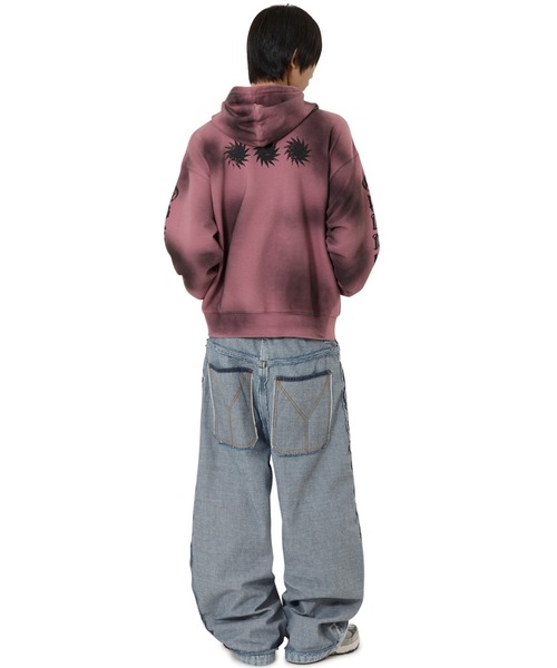 OY(オーワイ)の「『OY/オーワイ』DIRTY SPRAY EFFECT HOODIE ZIP UP/スプレージップアップパーカー(パーカー・レディース・ブラック/ピンク・L/M)」の10枚目の写真