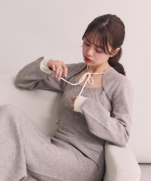 fupel(フぺル)の「hooded cable knit onepiece / フード付きケーブルニットワンピース(ワンピース・レディース・ブラック/グレイッシュベージュ・FREE)」の20枚目の写真