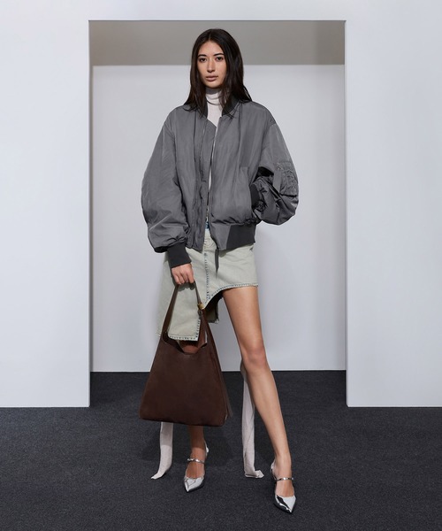 CHARLES & KEITH(チャールズ & キース)の「Edna エドナ スエードホーボーバッグ(ショルダーバッグ・レディース・ブラウン系その他7・L)」の14枚目の写真