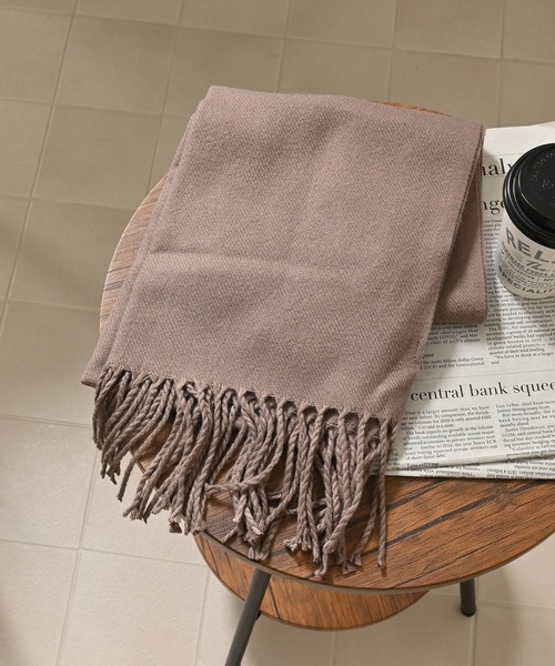 Honeys（ハニーズ）の「【シアバター加工・抗菌防臭・吸湿発熱】無地マフラー（マフラー・レディース・レッド/オレンジ/モカ/ブルー/杢グレー/アイボリー/ブラック・FREE）」の4枚目の写真