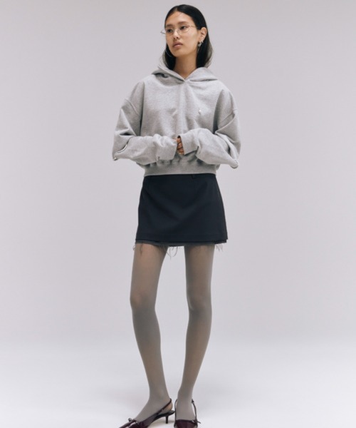 JOSE MOON（ジョゼムーン）の「【JOSEMOON/ジョゼムーン】SLIT SHORT HOODIE/スリットショートフーディー（パーカー・レディース・ホワイト/グレー/ブラック・FREE）」の5枚目の写真