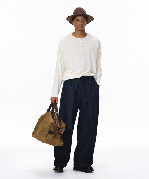 CORPUS TOKYO（コーパス トーキョー）の「オーバー フライス ヘンリーネック ロンT（Tシャツ/カットソー・メンズ・グレー/アイボリー/ブラック・1/2/3）」の18枚目の写真