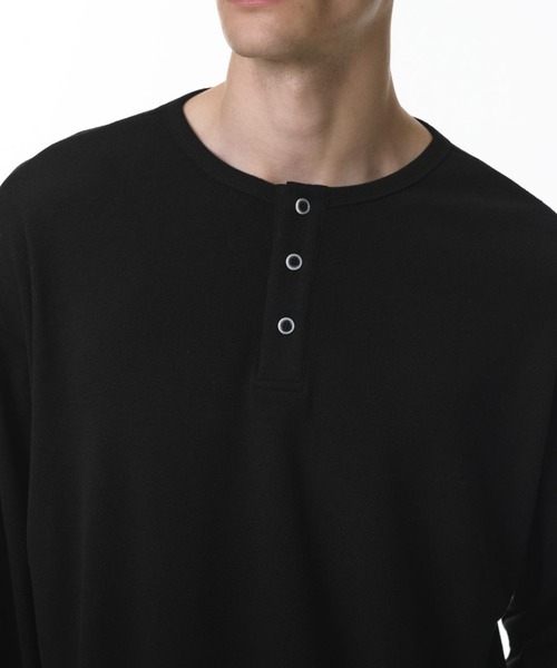 CORPUS TOKYO（コーパス トーキョー）の「オーバー フライス ヘンリーネック ロンT（Tシャツ/カットソー・メンズ・グレー/アイボリー/ブラック・1/2/3）」の11枚目の写真