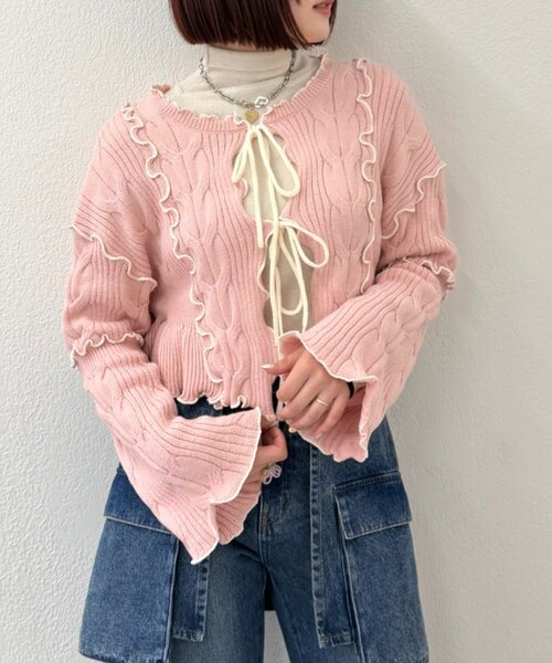 w closet（ダブルクローゼット）の「配色メロウケーブルリボンカーディガン（カーディガン/ボレロ・レディース・アイボリー/サックスブルー/グレー/グリーン/ネイビー/ブラウン/ピンク/ブルー・FREE）」の8枚目の写真