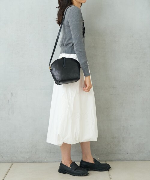 BIRTHDAY BAR（バースデイバー）の「LIGHT LEATHER SHOULDER 軽量本革ショルダーバッグ（ショルダーバッグ・レディース・ダークブラウン/キャメル/ブラック・0）」の5枚目の写真