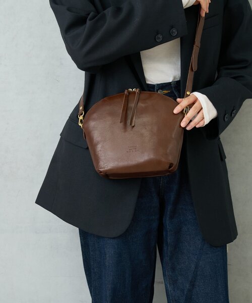 BIRTHDAY BAR（バースデイバー）の「LIGHT LEATHER SHOULDER 軽量本革ショルダーバッグ（ショルダーバッグ・レディース・ダークブラウン/キャメル/ブラック・0）」の8枚目の写真