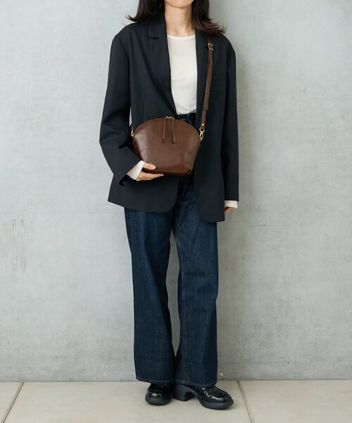 BIRTHDAY BAR（バースデイバー）の「LIGHT LEATHER SHOULDER 軽量本革ショルダーバッグ（ショルダーバッグ・レディース・ダークブラウン/キャメル/ブラック・0）」の11枚目の写真