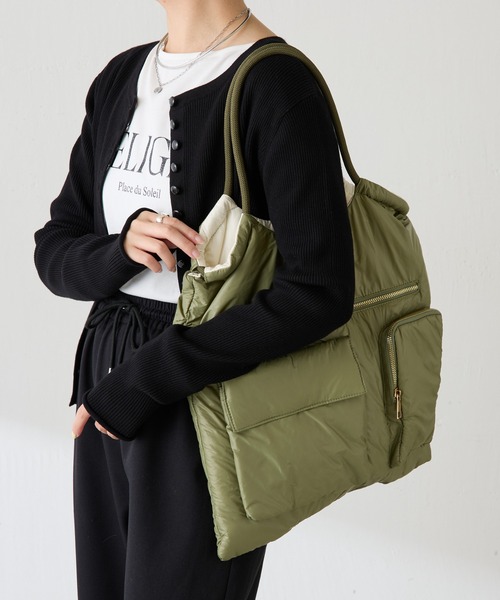 PAPILLONNER（パピヨネ）の「軽量/リバーシブルパフィートート（ショルダーバッグ・レディース・カーキ/チャコールグレー・FREE）」の2枚目の写真
