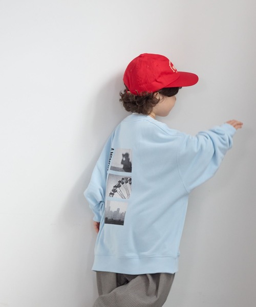 LOWRYS FARM（ローリーズファーム）の「フォトウラケプルオーバー　601899（スウェット・キッズ・ブラック/アイボリー/ブルー・130cm/110cm/150cm）」の18枚目の写真