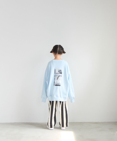 LOWRYS FARM（ローリーズファーム）の「フォトウラケプルオーバー　601899（スウェット・キッズ・ブラック/アイボリー/ブルー・130cm/110cm/150cm）」の15枚目の写真