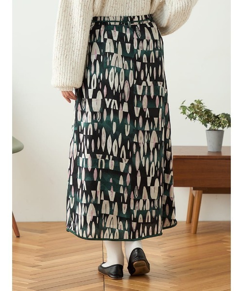 セール】【WEB限定】パネル柄パイピングスカート FURRY（スカート