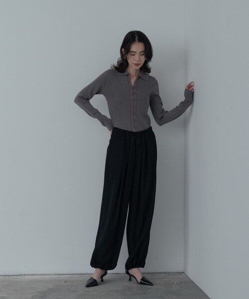 GALLEST（ギャレスト）の「【一部店舗限定】ポロ衿リブニット（ニット/セーター・レディース・グレー/ブラウン系その他/アイボリー・38）」の6枚目の写真