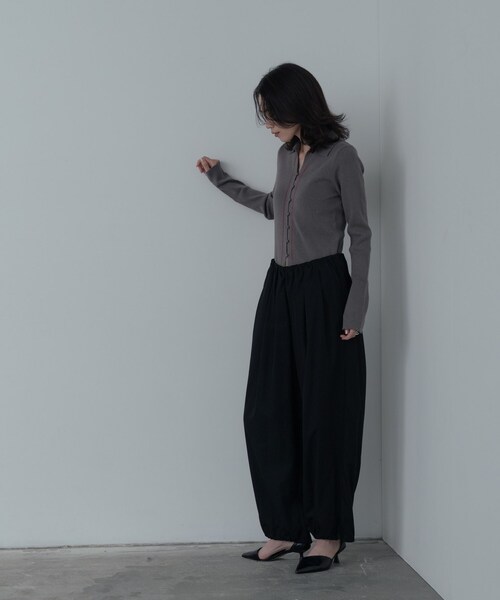 GALLEST（ギャレスト）の「【一部店舗限定】ポロ衿リブニット（ニット/セーター・レディース・グレー/ブラウン系その他/アイボリー・38）」の8枚目の写真