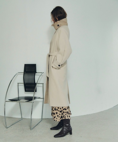 YECCA VECCA(イェッカヴェッカ)の「ウール混ステンカラーロングコート(ステンカラーコート・レディース・ダークネイビー/モカ/ライトベージュ・FREE)」の5枚目の写真