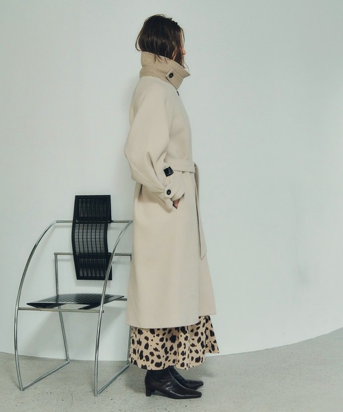 YECCA VECCA(イェッカヴェッカ)の「ウール混ステンカラーロングコート(ステンカラーコート・レディース・ダークネイビー/モカ/ライトベージュ・FREE)」の6枚目の写真