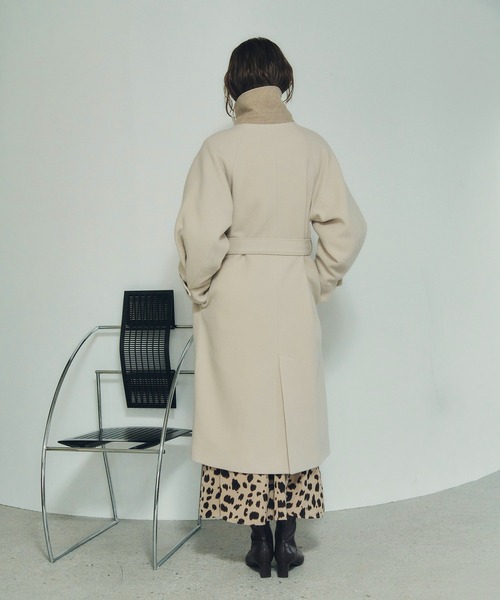 YECCA VECCA(イェッカヴェッカ)の「ウール混ステンカラーロングコート(ステンカラーコート・レディース・ダークネイビー/モカ/ライトベージュ・FREE)」の7枚目の写真