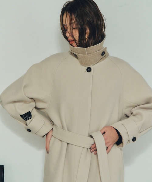 YECCA VECCA(イェッカヴェッカ)の「ウール混ステンカラーロングコート(ステンカラーコート・レディース・ダークネイビー/モカ/ライトベージュ・FREE)」の21枚目の写真