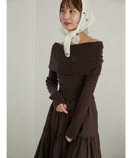 オフショルニットドッキングワンピース（ワンピース）｜emmi（エミ）の