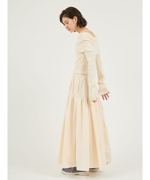 emmi（エミ）の「オフショルニットドッキングワンピース（ワンピース・レディース・レッド/ブラウン/アイボリー・0/1）」の7枚目の写真