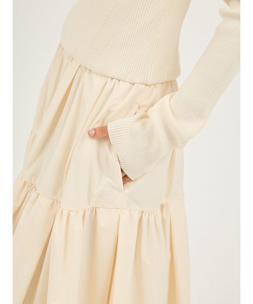 emmi（エミ）の「オフショルニットドッキングワンピース（ワンピース・レディース・レッド/ブラウン/アイボリー・0/1）」の14枚目の写真