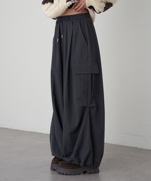 RAY CASSIN（レイカズン）の「バレルカーゴパンツ（その他パンツ・レディース・チャコールグレー/ブラウン系その他2/ブラウン・FREE）」の2枚目の写真