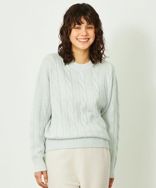 MACKINTOSH PHILOSOPHY(マッキントッシュ フィロソフィー)の「GREY LABEL ウールカシミヤケーブルニット(ニット/セーター・レディース・グリーン/レッド系その他/ダークネイビー/ピンク/チャコールグレー・2/6)」の3枚目の写真