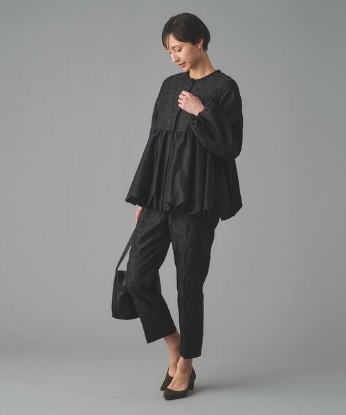 UNITED ARROWS（ユナイテッドアローズ）の「GISHA 2トーン ジャガード ジャケット（ノーカラージャケット・レディース・ネイビー/ダークグレー・38/36）」の4枚目の写真